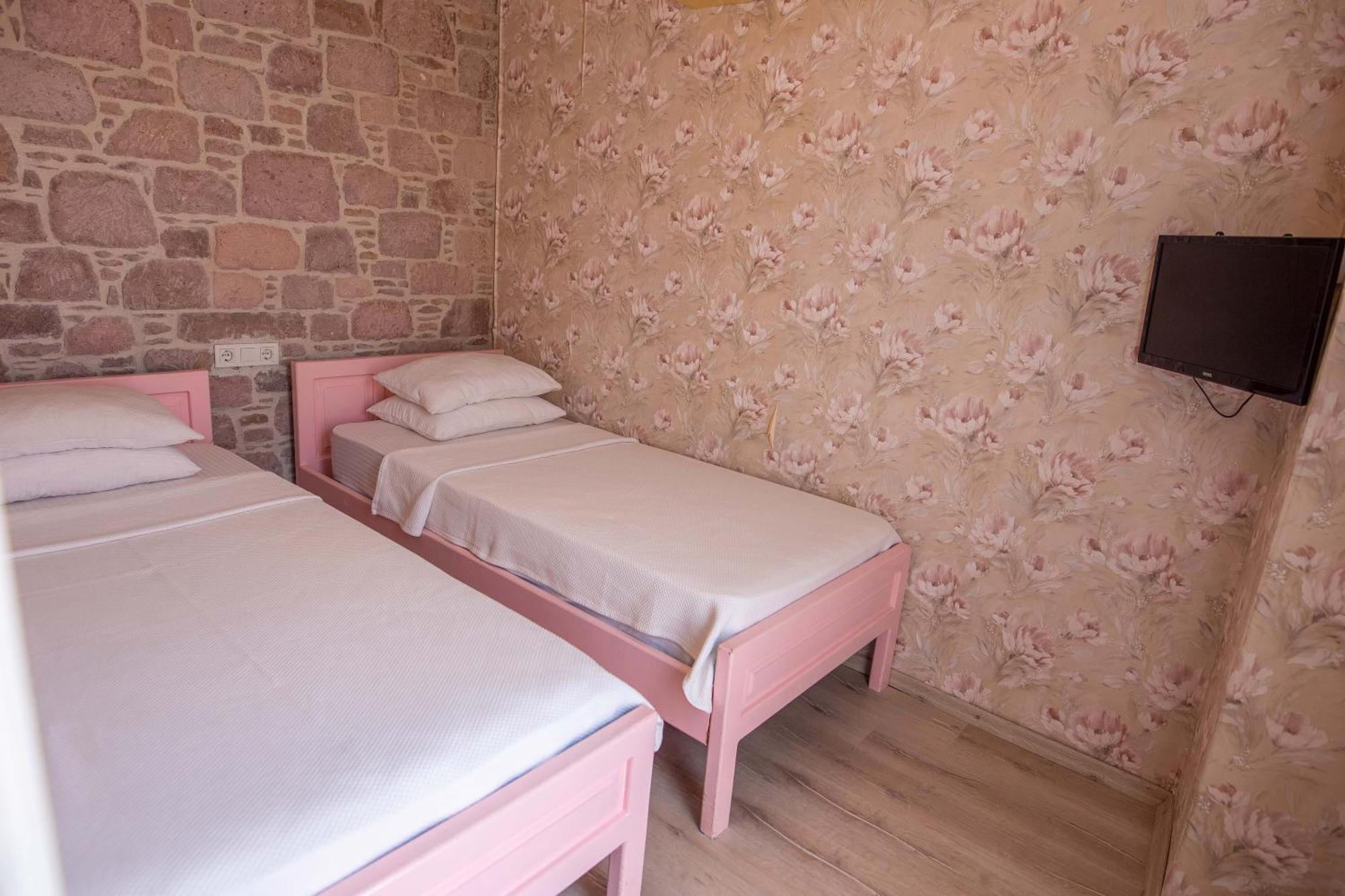 Cunda Mor Limon Otel Ayvalı Exterior foto