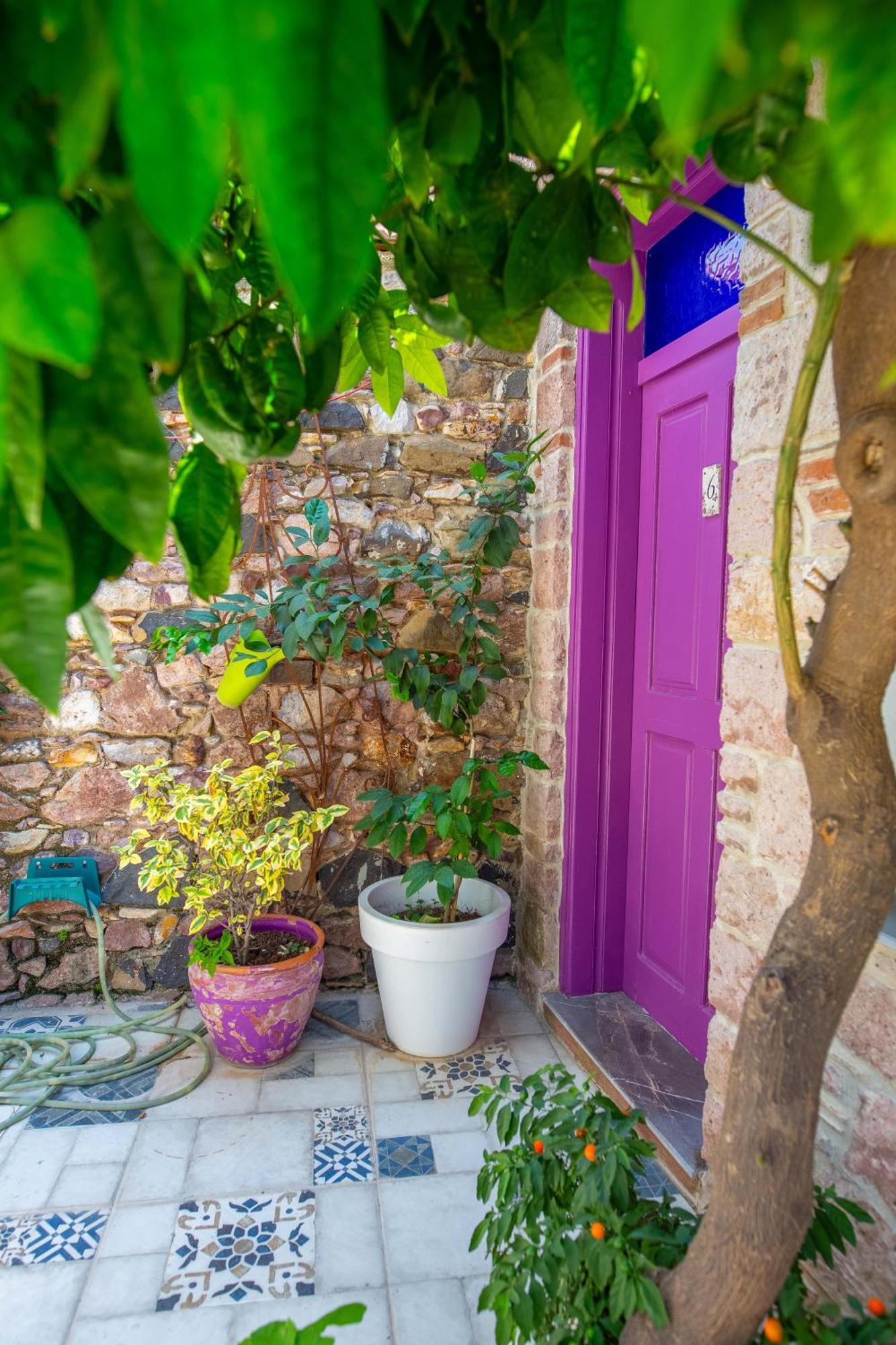 Cunda Mor Limon Otel Ayvalı Exterior foto