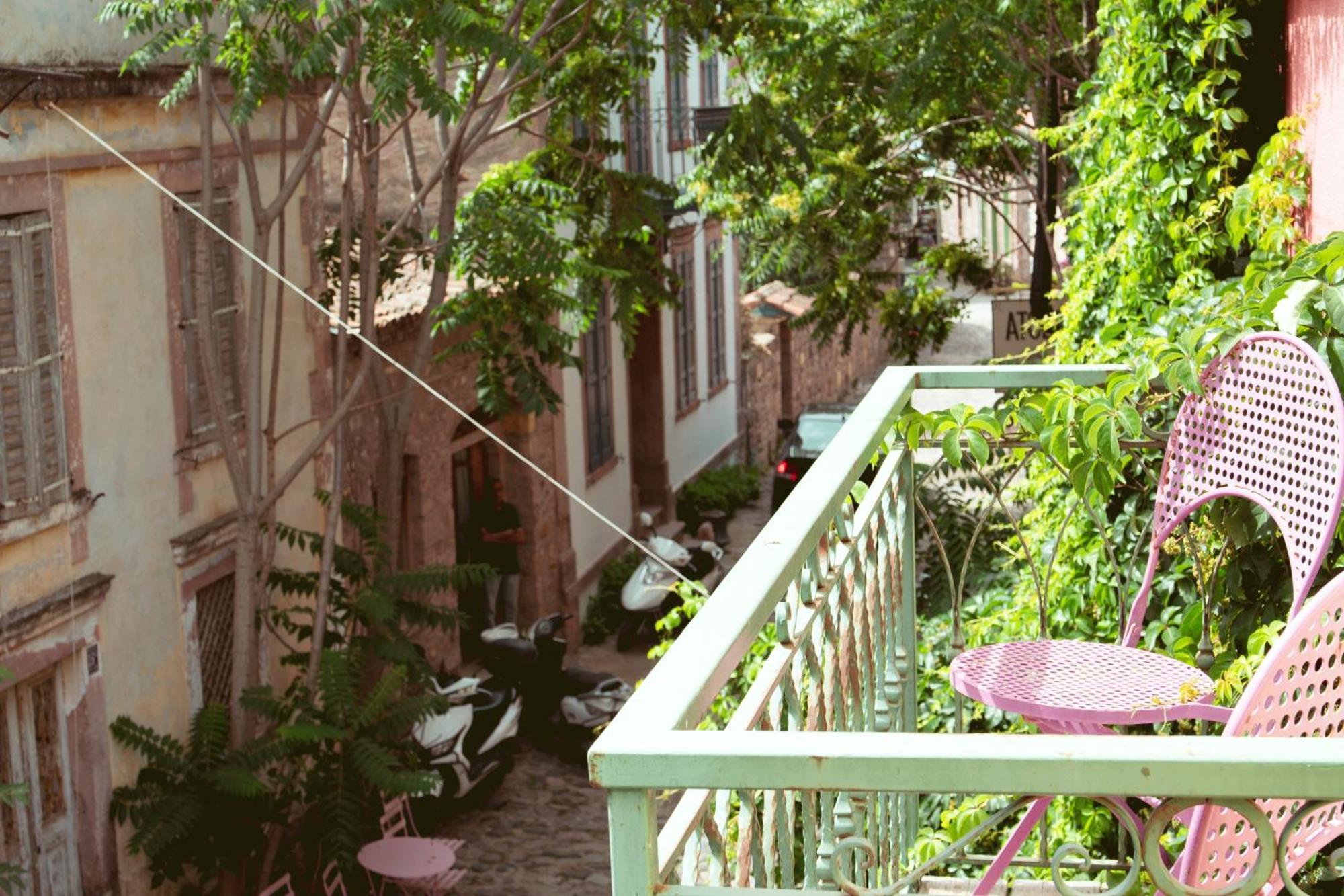 Cunda Mor Limon Otel Ayvalı Exterior foto