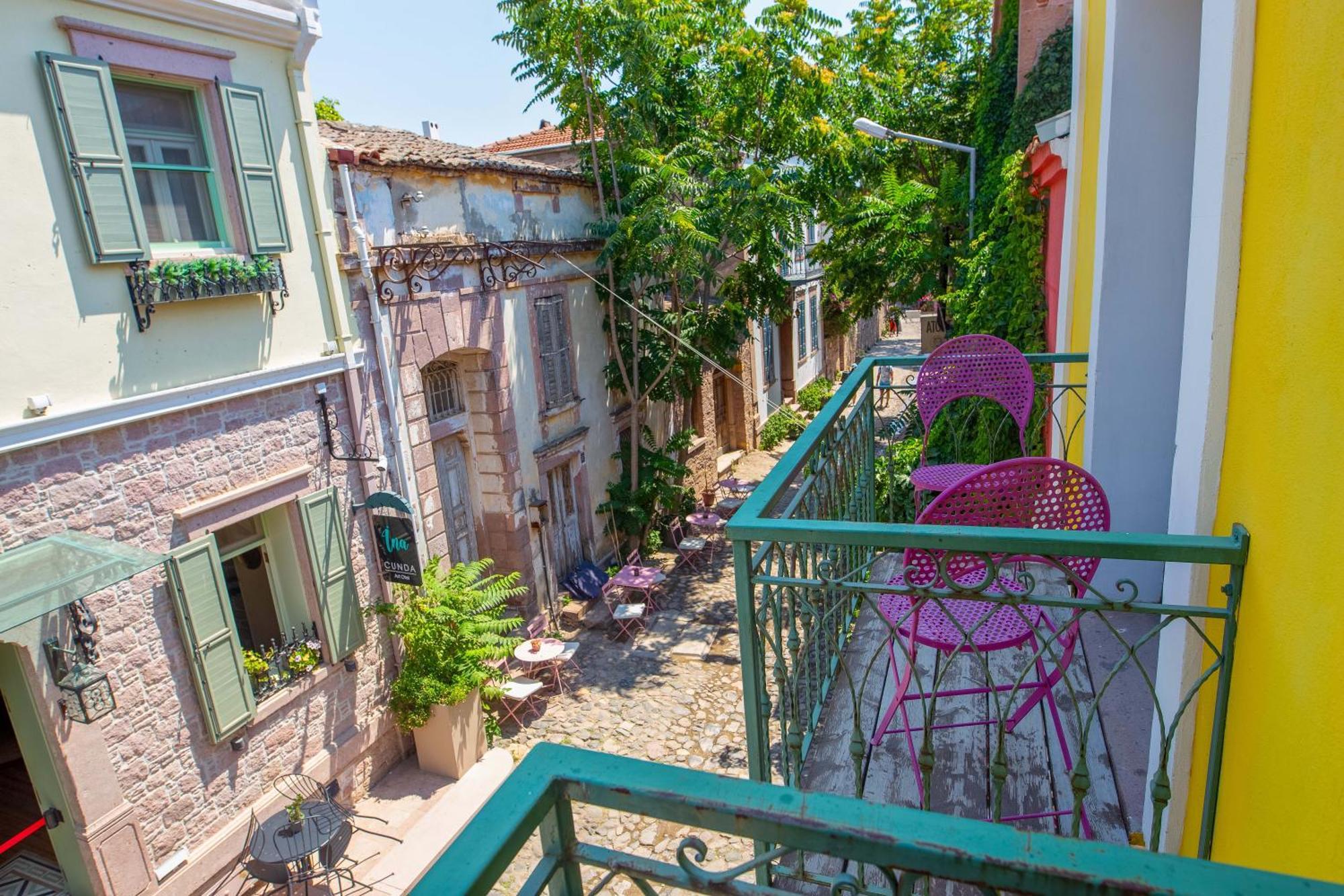 Cunda Mor Limon Otel Ayvalı Exterior foto
